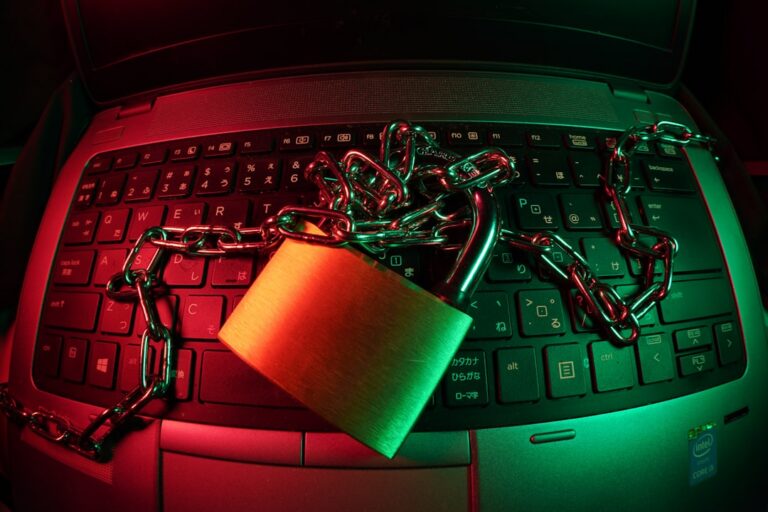 Błąd certyfikatu SSL po migracji? Sprawdź, co się naprawdę zepsuło i jak to naprawić bez paniki