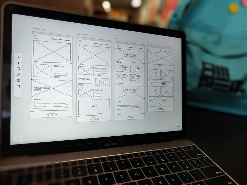Strona internetowa dla projektanta wnętrz - jak portfolio ma prowadzić do zapytania, a nie tylko wyglądać?